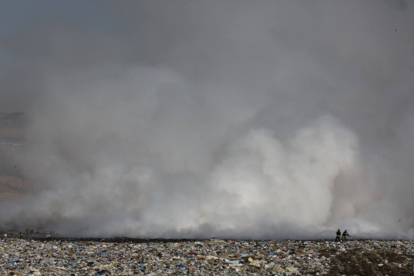 Fotos: Incendio en el vertedero de Villanubla (Valladolid)