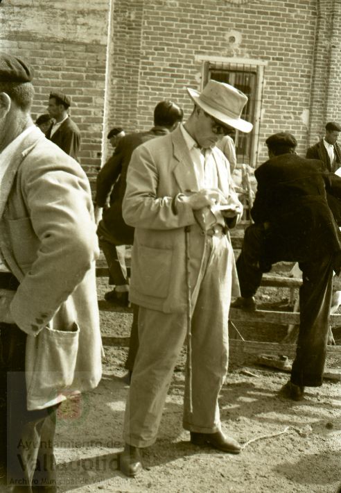 Fotos: Estampas del Valladolid antiguo (XLV): así eran las ferias de ganado de Medina del Campo en los años 50