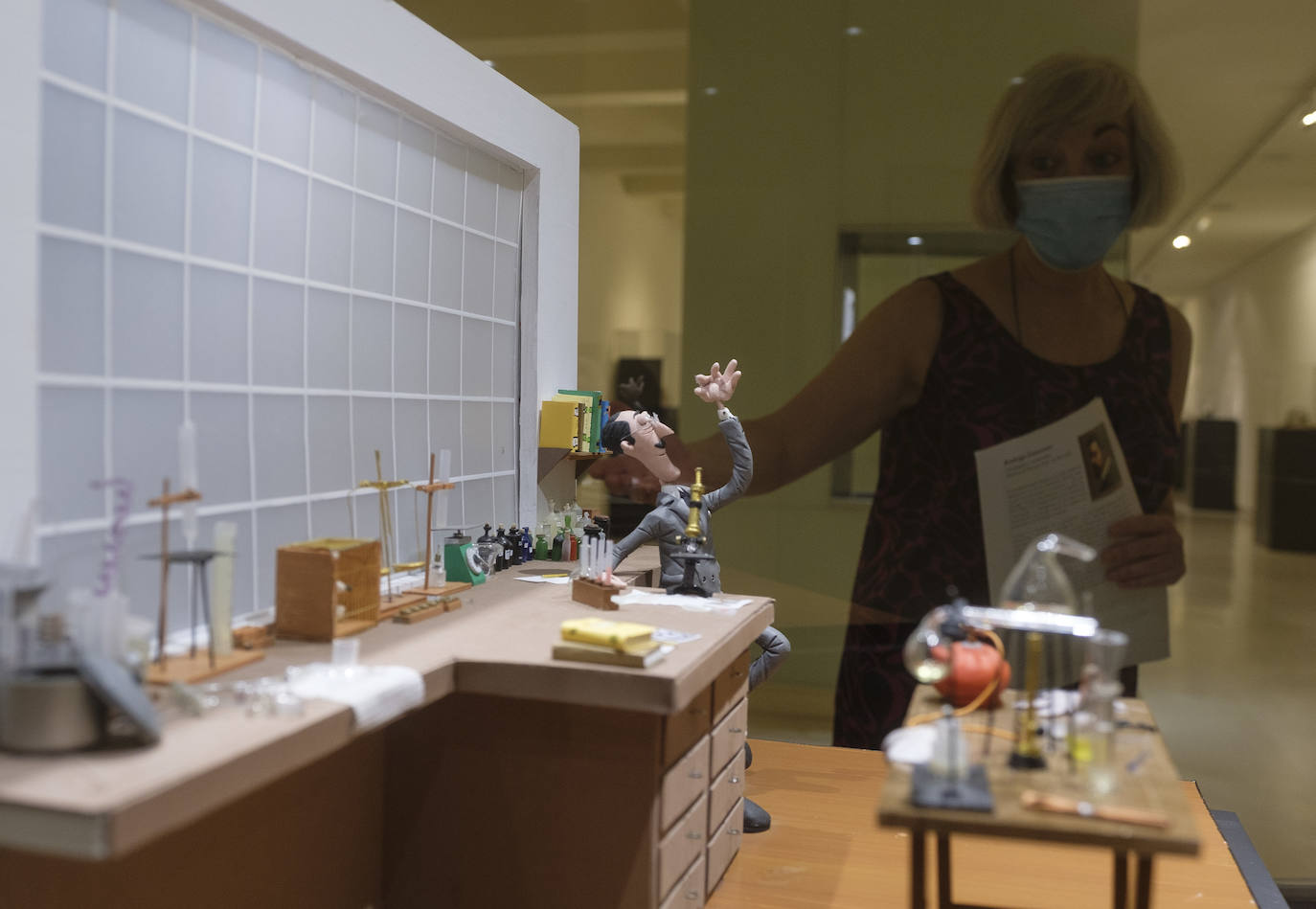 El Museo de la Ciencia enseña a partir de 33 dioramas de 'plastihistoria' la evolución del conocimiento, los hitos históricos y los científicos de la ciudad. 