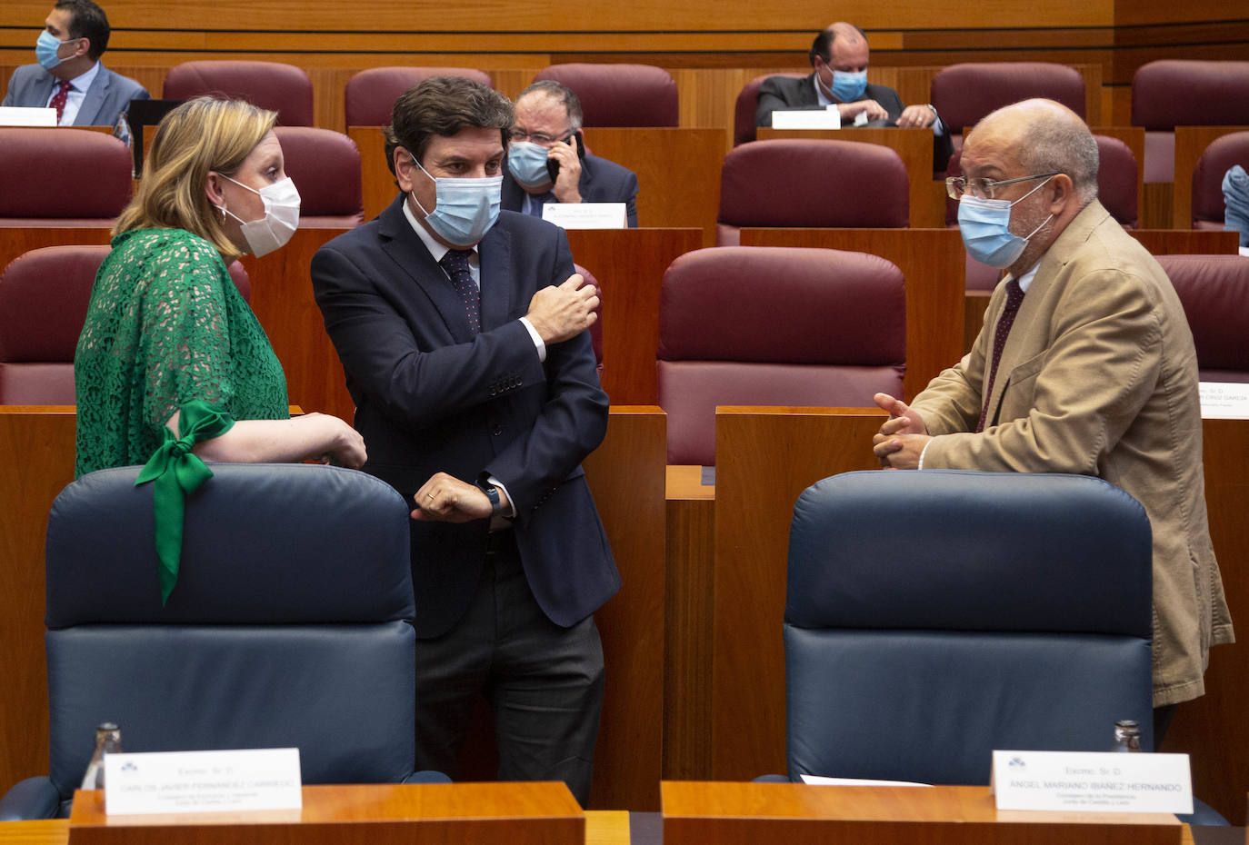 El presidente de la Junta de Castilla y León, Alfonso Fernández Mañueco, ha asegurado este martes que la Consejería de Empleo e Industria va a ampliar las ayudas complementarias a los trabajadores afectados por los ERTE del coronavirus
