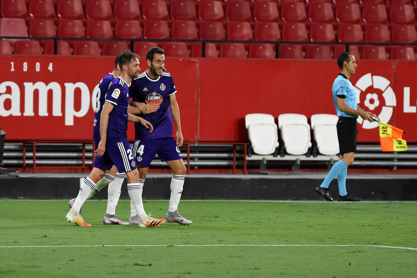 Olivas adelantó al Valladolid en la primera parte y Ocampos empató en un partido muy bien jugado por los blanquivioletas