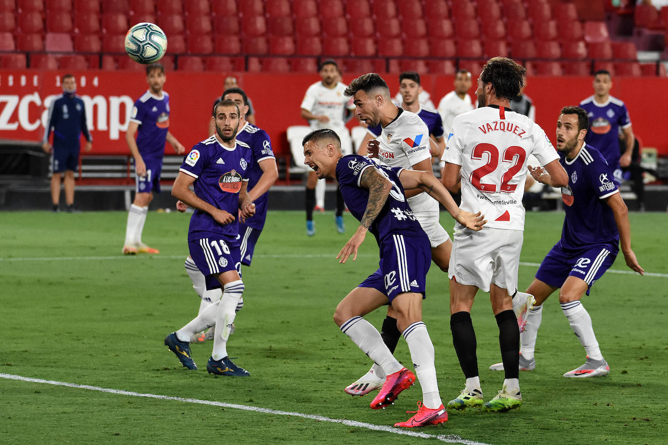 Olivas adelantó al Valladolid en la primera parte y Ocampos empató en un partido muy bien jugado por los blanquivioletas