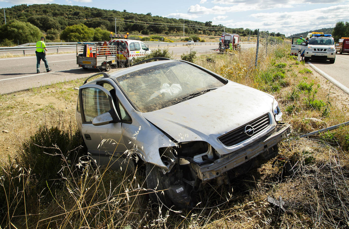 El aparatoso accidente ha movilizado a todos los servicios de emergencia. 