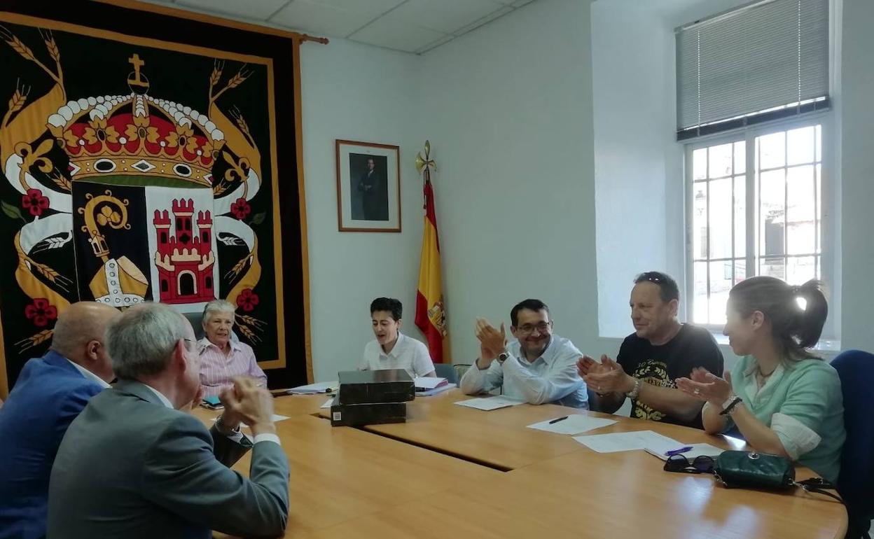 Una de las sesiones plenarias celebradas en Aldea del Obispo. 