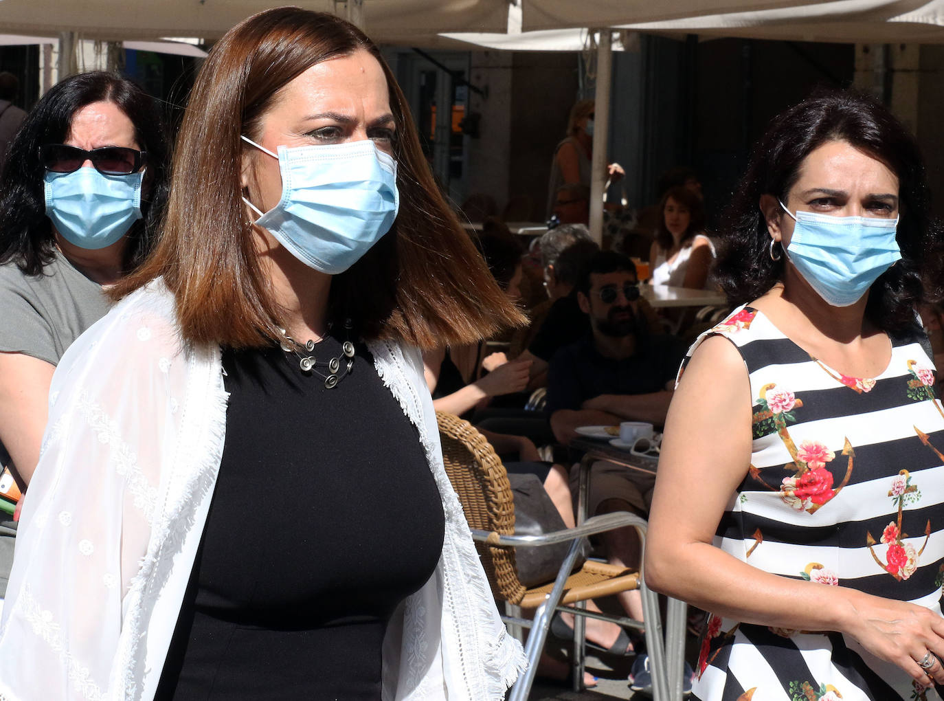 Homenaje a las víctimas del coronavirus en la Plaza Mayor de Segovia 