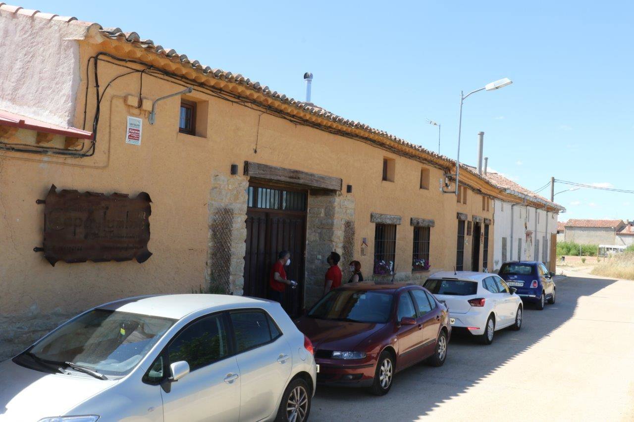 Los alojamientos rurales de la provincia con piscina cuelgan el cartel de completos. 