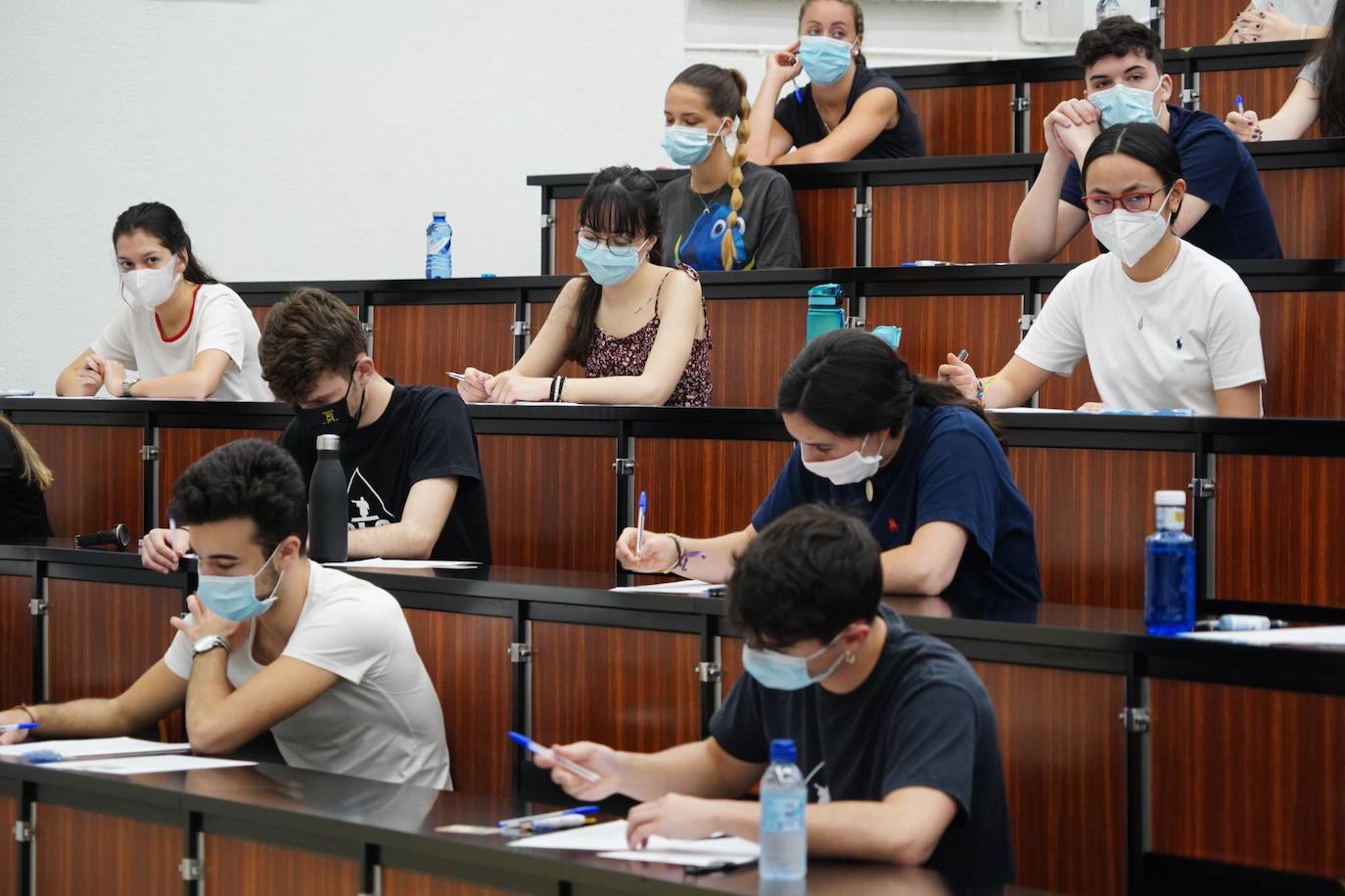 Los futuros universitarios se enfrentan estos días a la prueba de acceso en el distrito de Salamanca. 