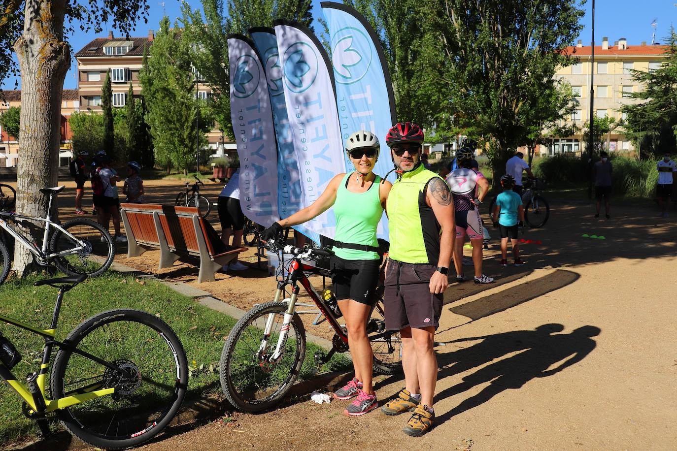 Sesenta riosecanos participaron en la marcha organizada por el centro de entrenamiento Playfit a beneficio de la Fundación Aladina