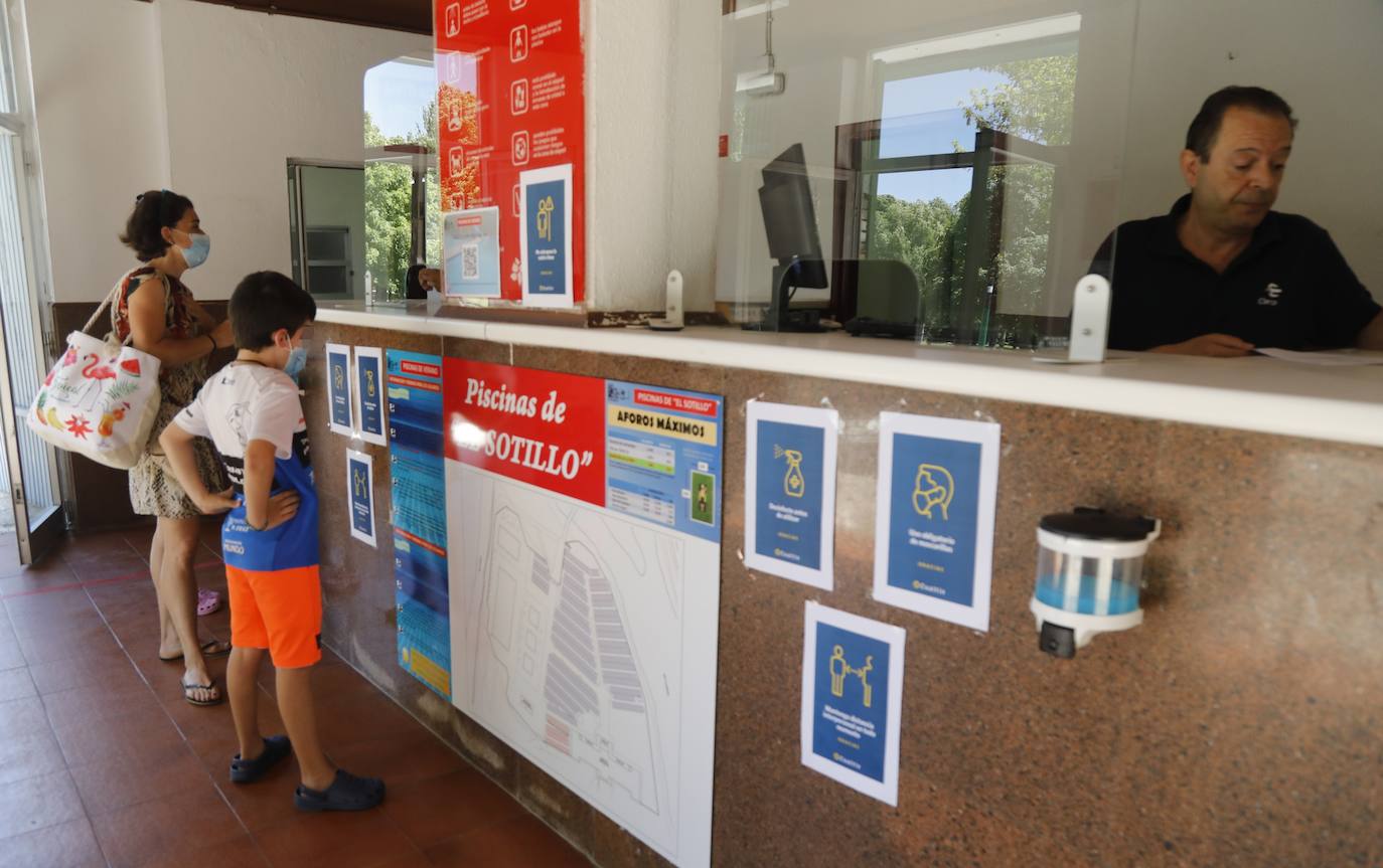 Fotos: Reapertura de las piscinas municipales de Palencia