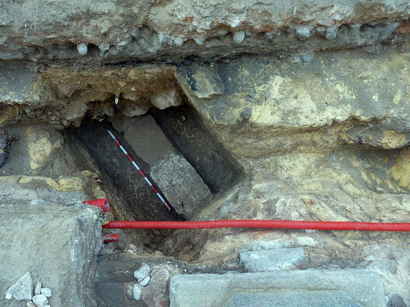 Restos encontrados en las obras del Alcázar de Segovia 