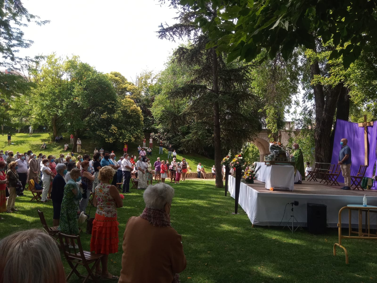 Fotos: Procesión fluvial de la Virgen del Carmen en Valladolid en recuerdo a la víctimas del coronavirus