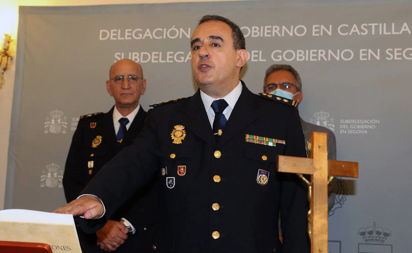 Miguel Ángel Martínez jura su cargo como nuevo comisario jefe de Segovia.