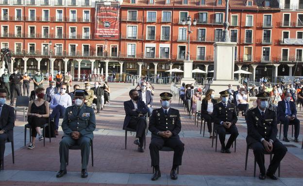 Valladolid recuerda a sus 800 víctimas y consuela a las familias, con la advertencia de que «esto no ha acabado»