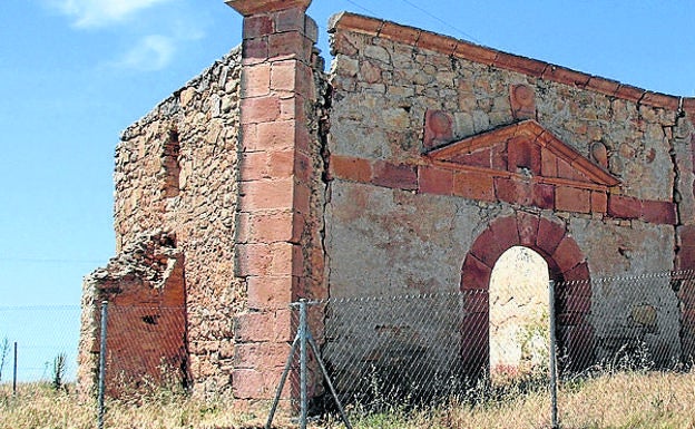 Ruinas de la ermita de San Roque.