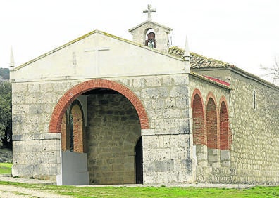 Imagen secundaria 1 - Ermita de San Vicente, siglo XVIII y casa consistorial.