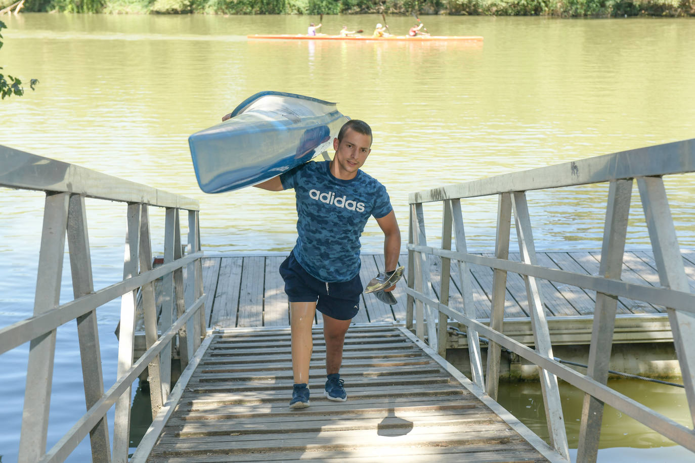 El joven, de 27 años, rescató del río a un hombre de 62 años que se cayó en la Ribera de Curtidores de Valladolid