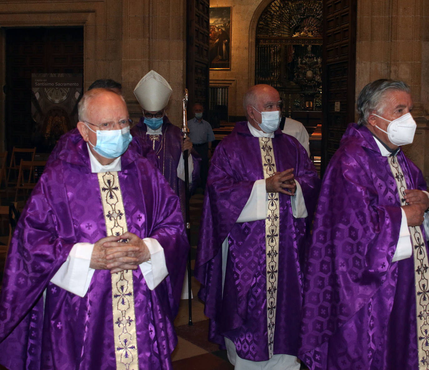 Funeral por las víctimas del Covid-19 en Segovia. ANTONIO DE TORRE