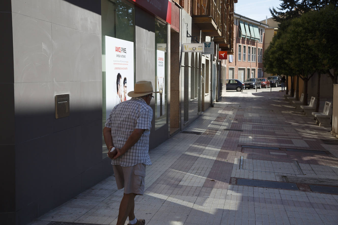 Los controles de acceso a estas dos localidades vallisoletanas arrancaron al filo del mediodía.