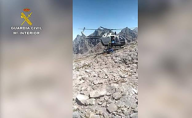 Imagen de uno de los rescates de la Guardia Civil. 