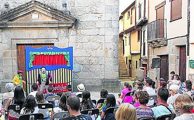 Un espectáculo en Sequeros. 