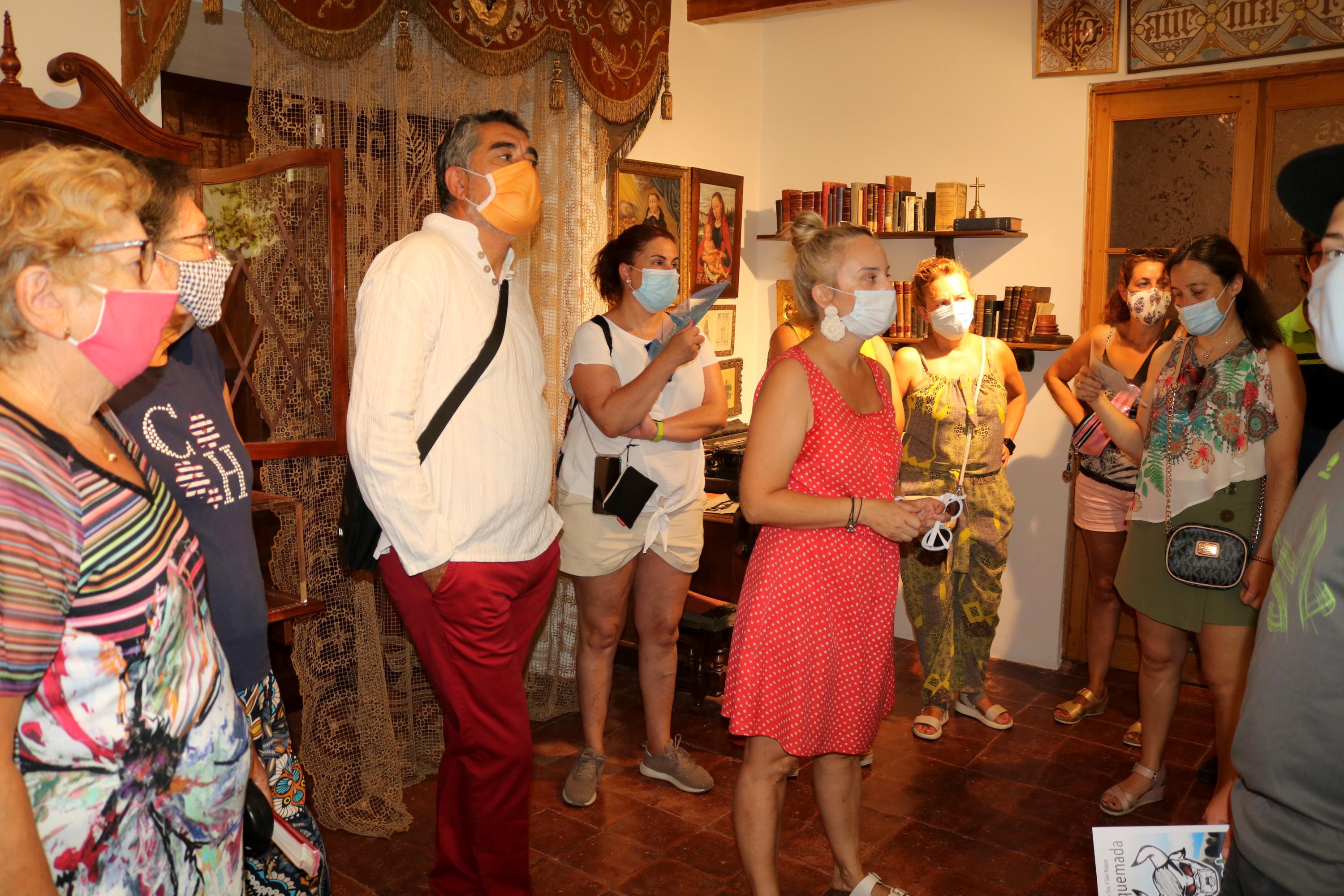 Asistentes a la Ruta Teatralizada por Torquemada