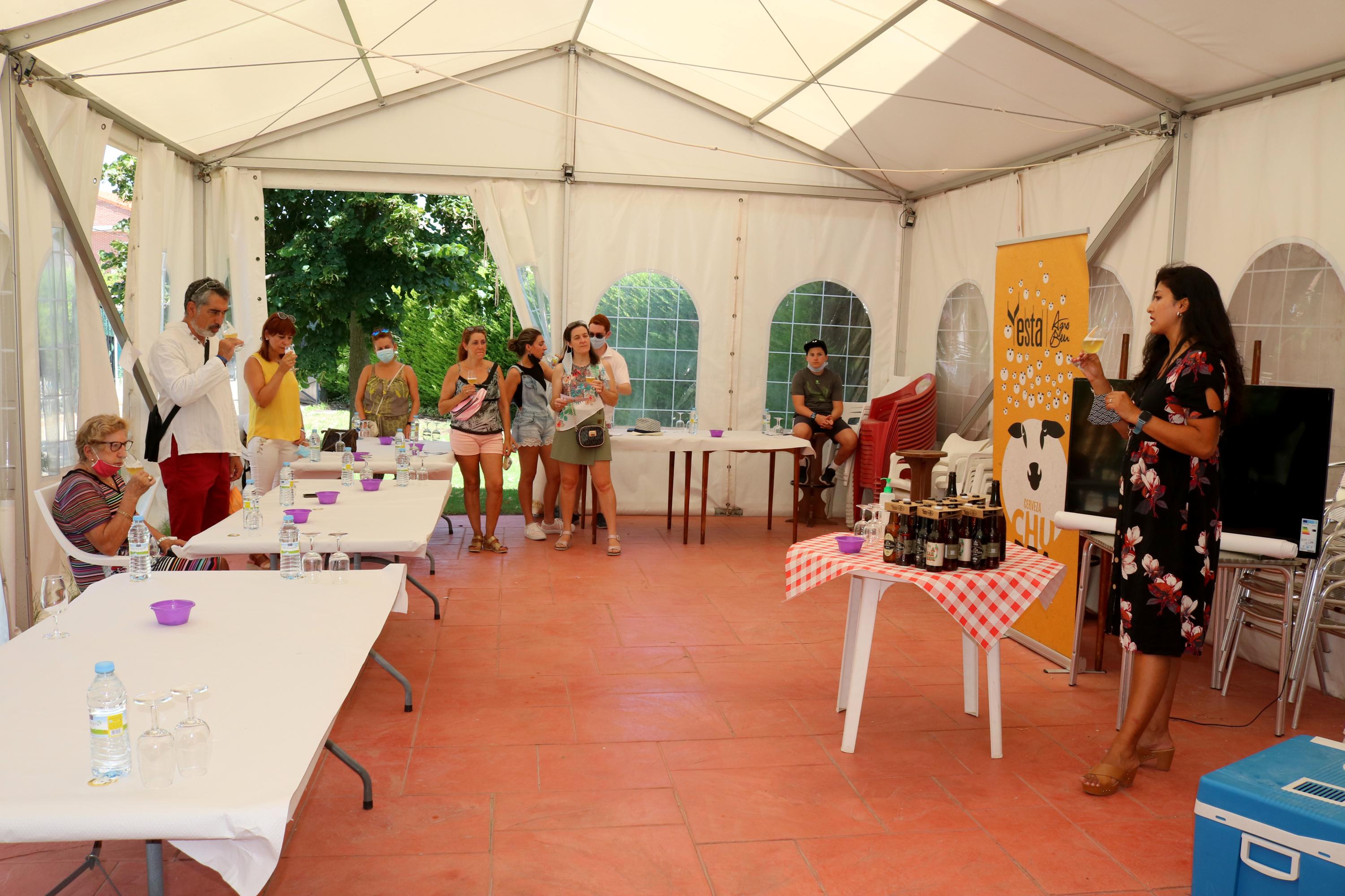 Asistentes a la Ruta Teatralizada por Torquemada