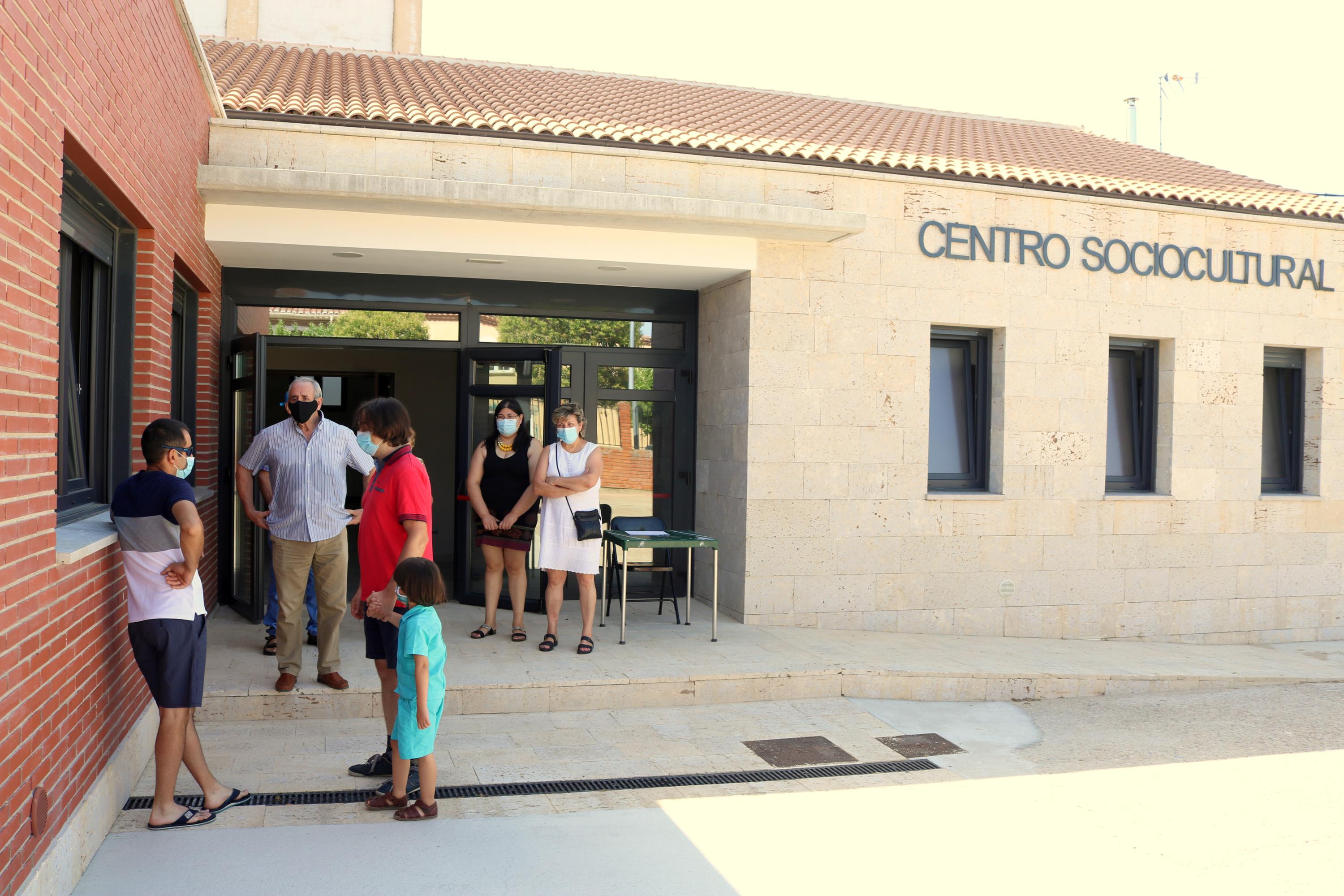 Numerosos vecinos se acercaron a conocer las nuevas instalaciones de la localidad cerrateña