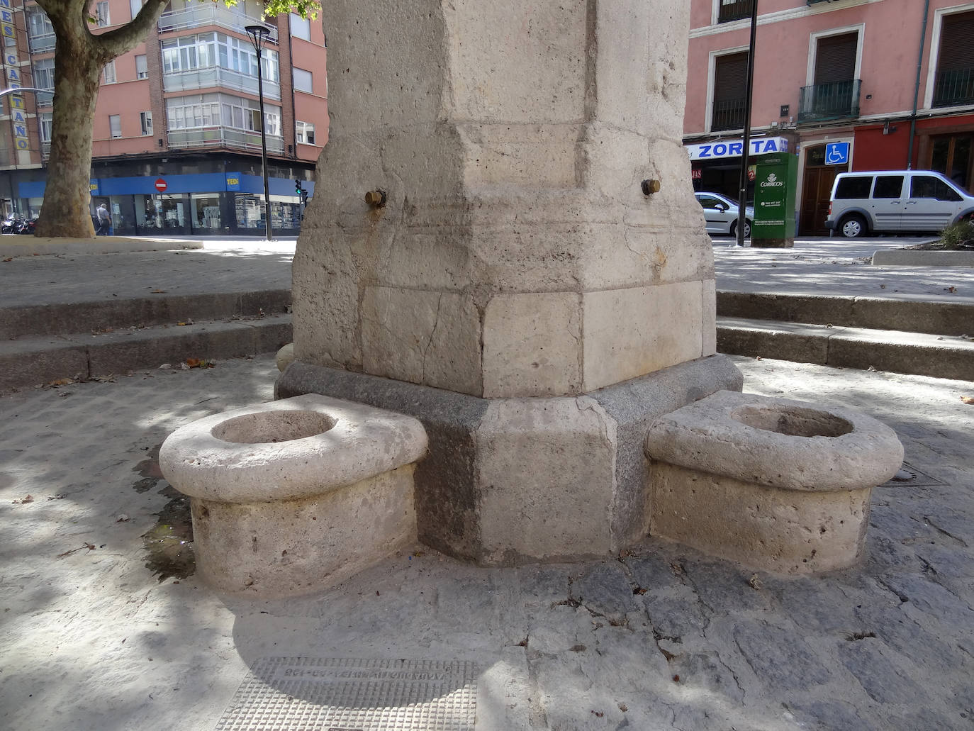 Fotos: Estado actual de la Plaza del Caño Argales de Valladolid