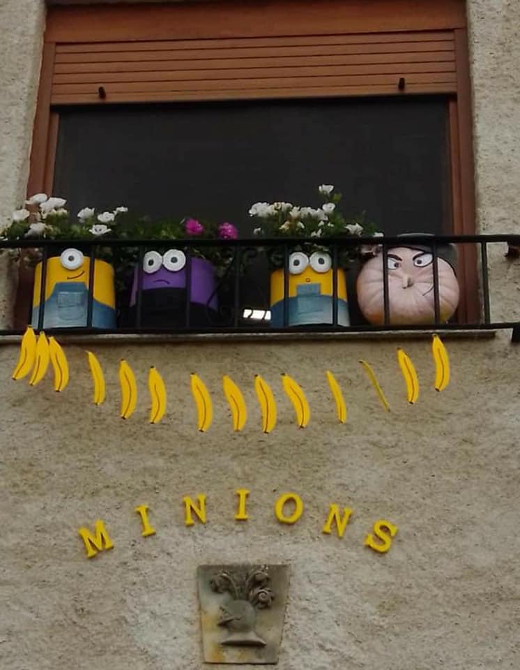 Arranca el I Concurso de Ornamentación de Balcones, Ventanas y Fachadas como única actividad de las fiestas, con 38 participantes. 