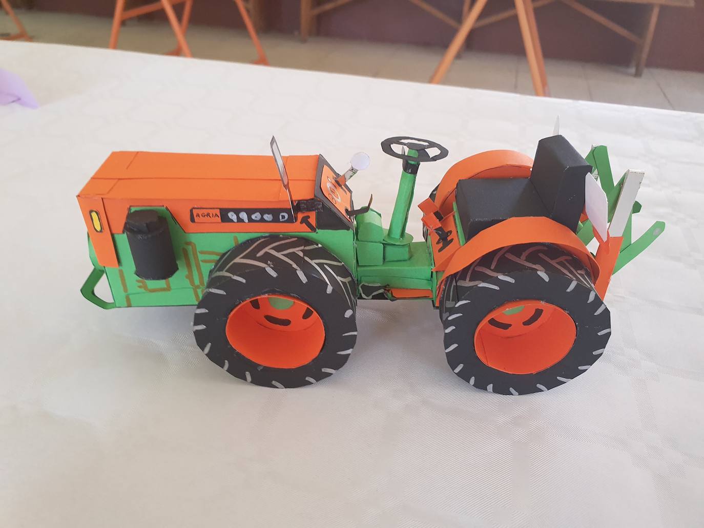 Uno de los trabajos artesanos realizados por un vecino de Garcibuey.