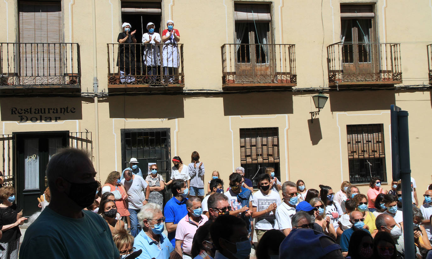 La rabia contra la violencia machista resuena en La Granja. 