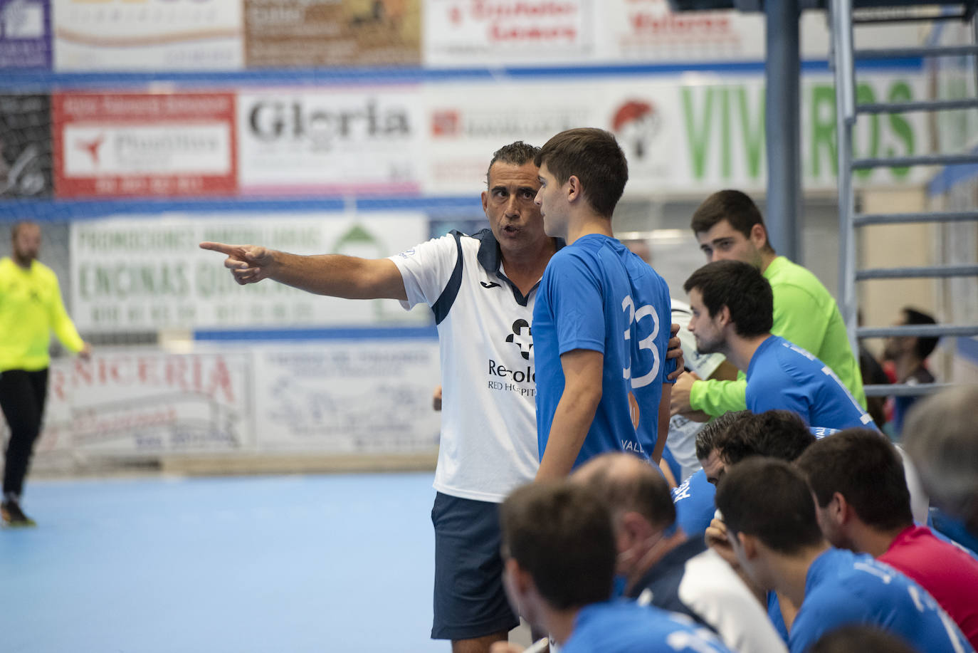 Un duelo intenso y vertiginoso en el pabellón navero. 