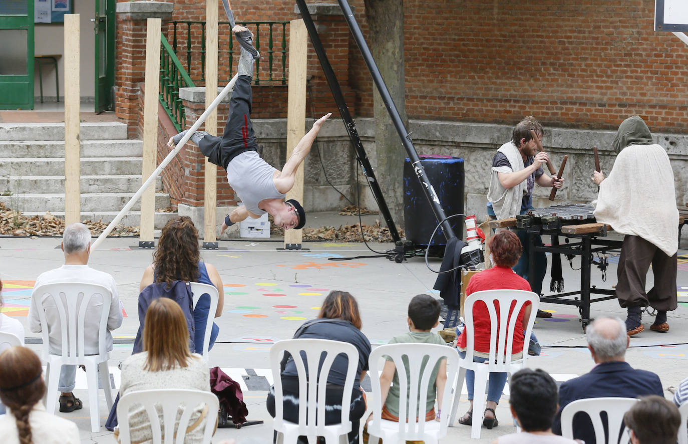 Fotos: Espectáculo &#039;Urbasa&#039; en el Teatro de Calle