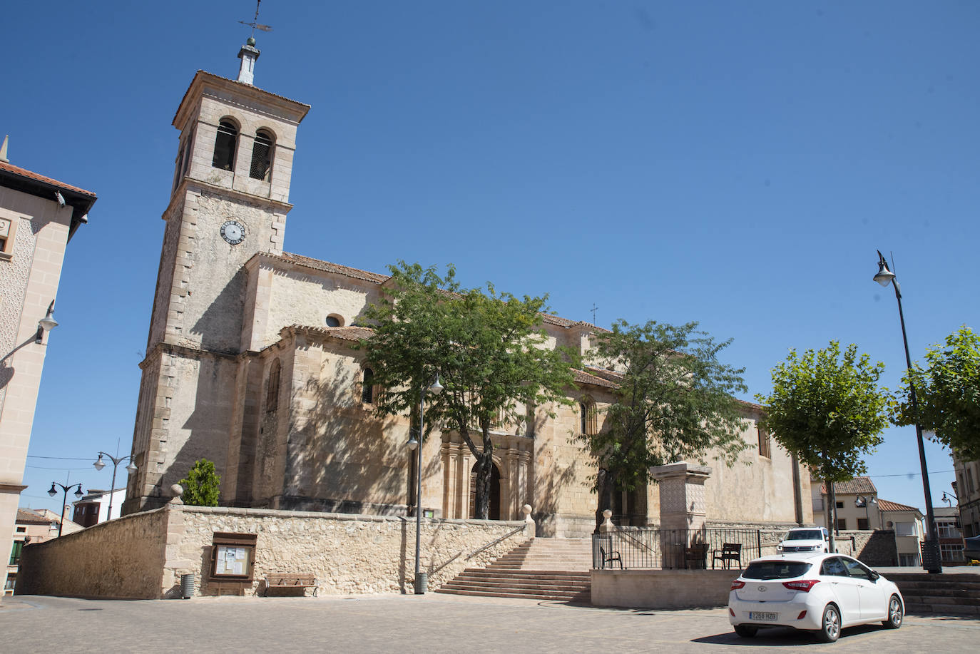 La orden de aislamiento vacía tiendas y ahuyenta el ocio en Cantalejo.