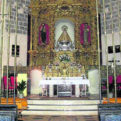 Detalle del altar mayor de la iglesia de la Soterraña.