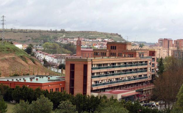 La residencia Cardenal Marcelo deriva a tres residentes al Río Hortega ante el temor de un rebrote