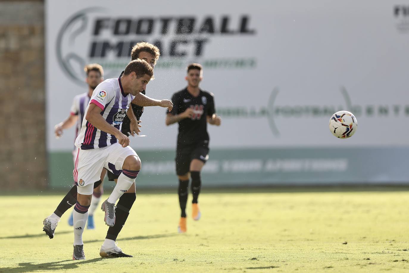 El Real Valladolid ha goleado esta tarde al Granada en el segundo partido amistoso de la pretemporada. 