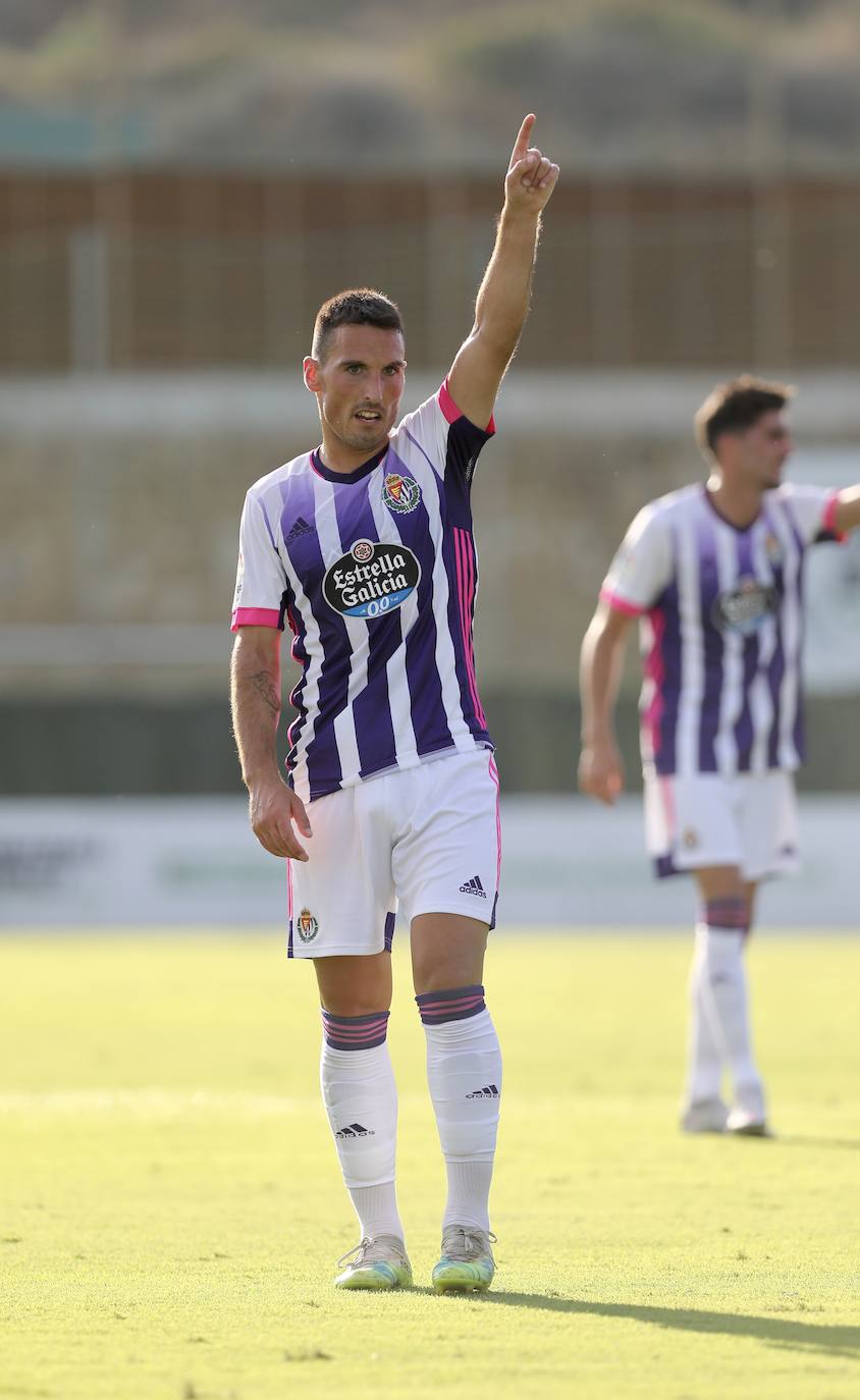 El Real Valladolid ha goleado esta tarde al Granada en el segundo partido amistoso de la pretemporada. 