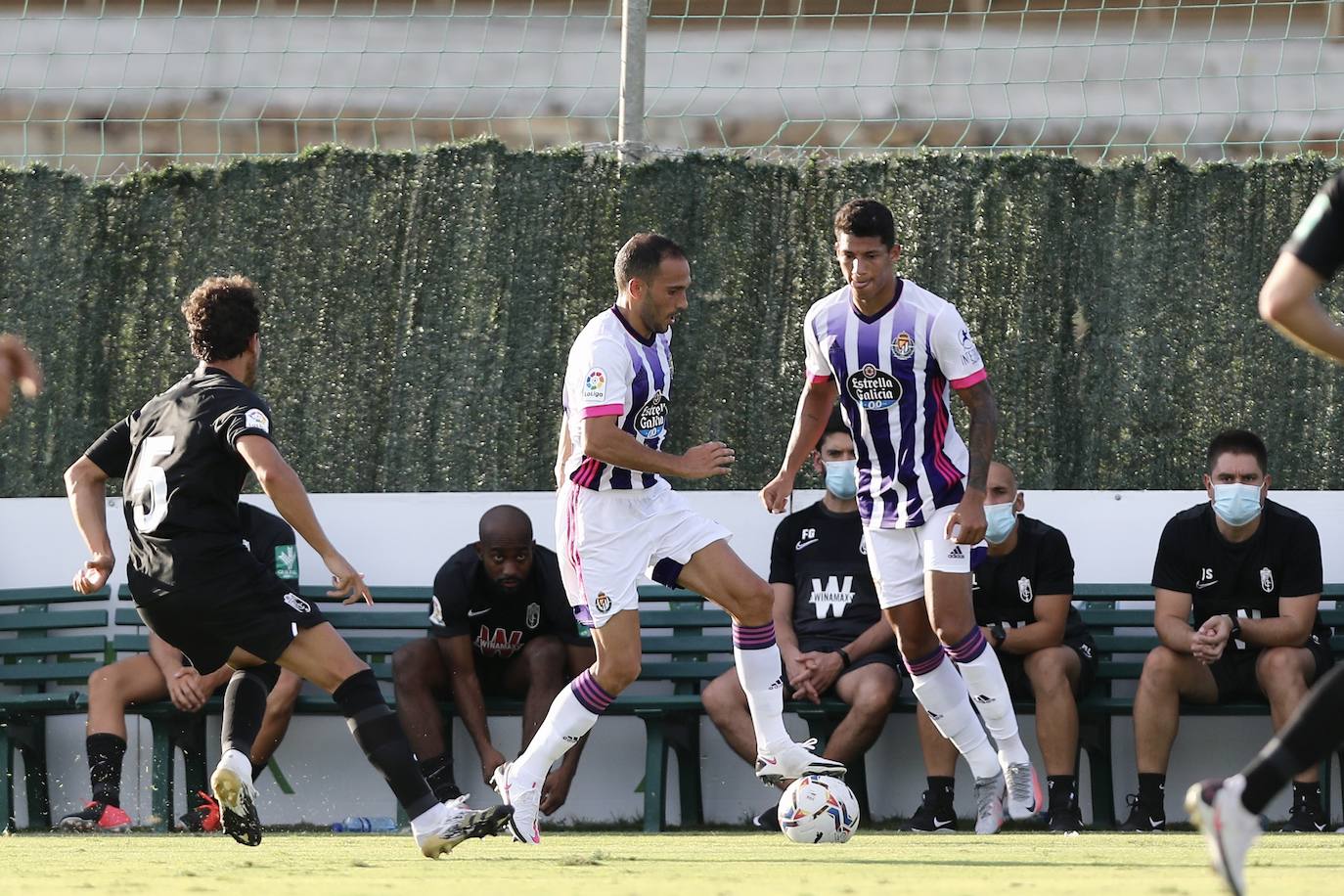 El Real Valladolid ha goleado esta tarde al Granada en el segundo partido amistoso de la pretemporada. 