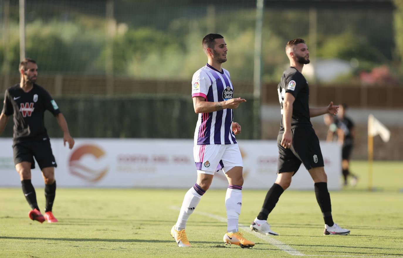 El Real Valladolid ha goleado esta tarde al Granada en el segundo partido amistoso de la pretemporada. 