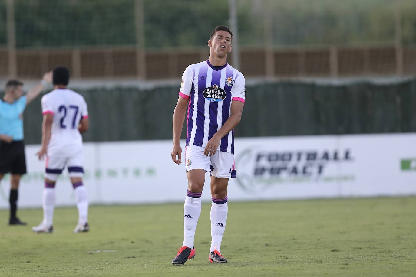 El Real Valladolid ha goleado esta tarde al Granada en el segundo partido amistoso de la pretemporada. 