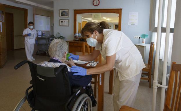 Planes de choque y más prevención, asignaturas de las residencias de mayores para contener el coronavirus