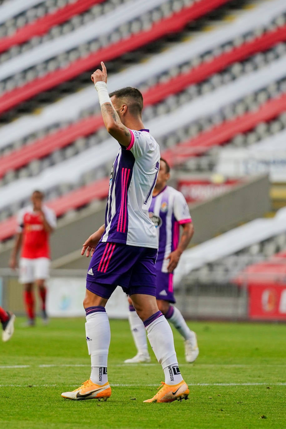 El cansancio acabó de nuevo pasando factura a un Pucela que solo hizo dos cambios y que ofreció momentos de muy buen fútbol