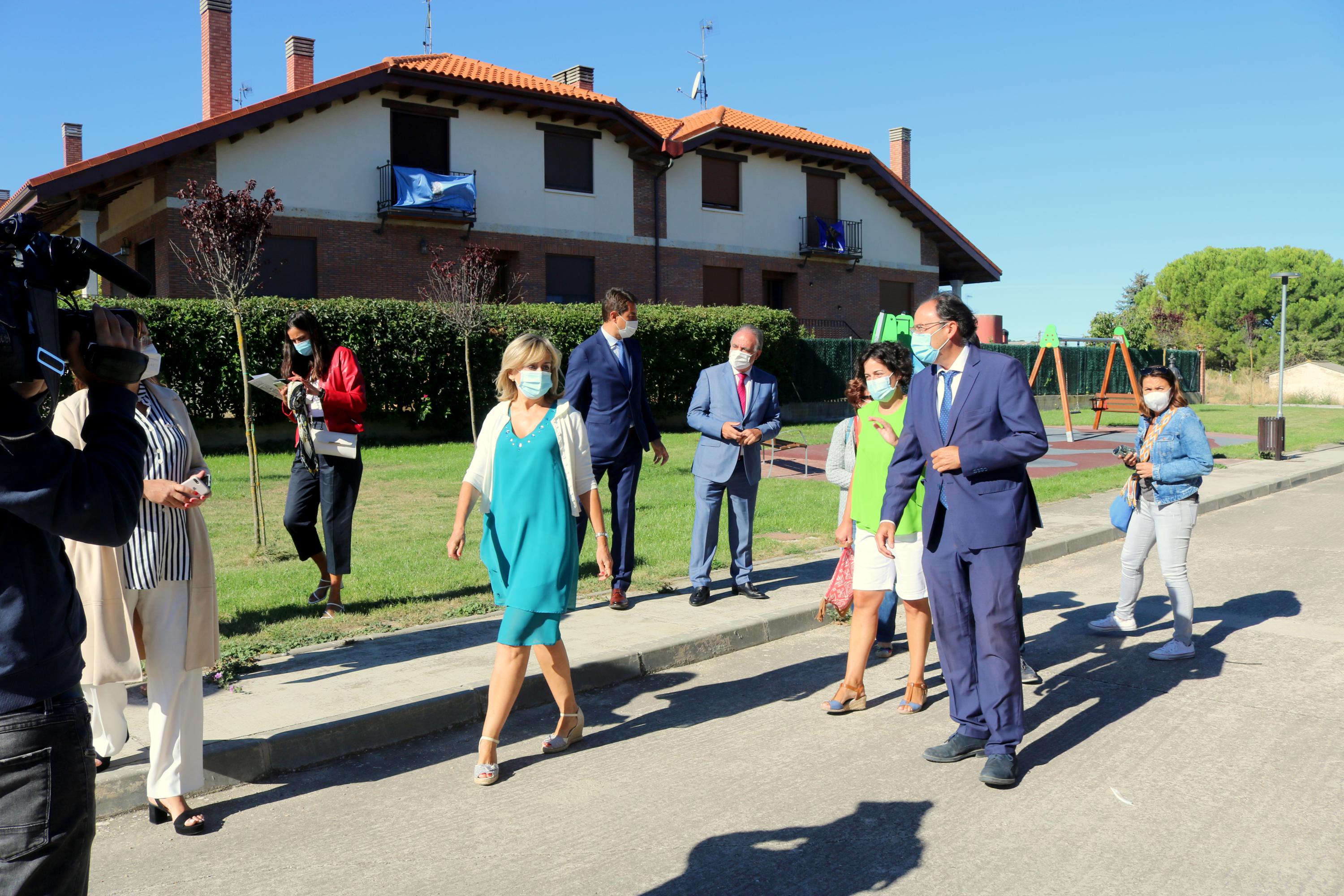El consejero de Presidencia de la Junta de Castilla y León, Ángel Ibáñez, visitó Baltanás