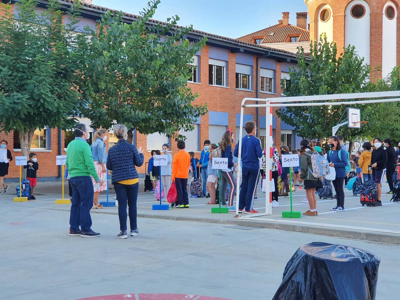 Vuelta al cole en el colegio de Laguna de Duero. 