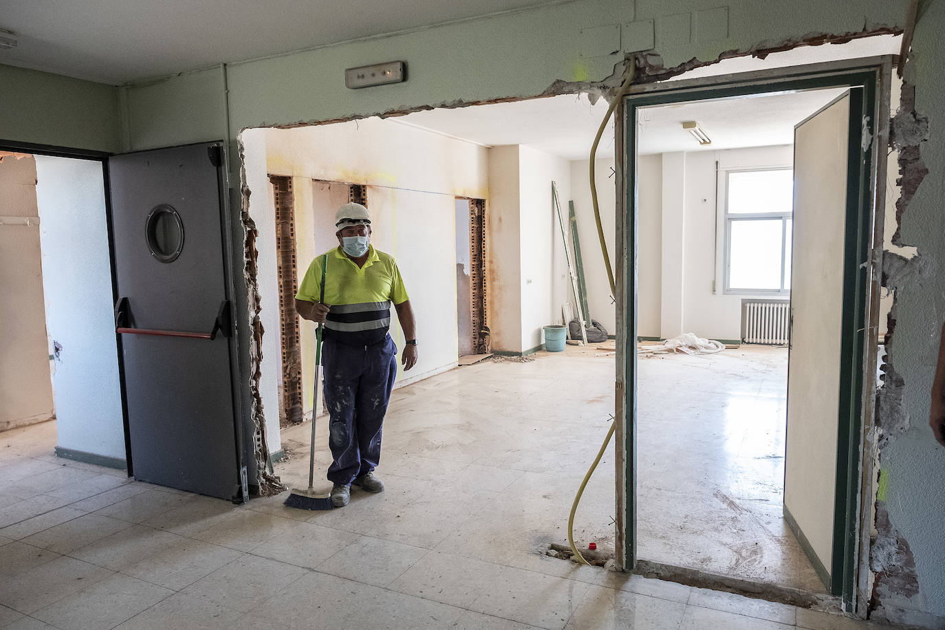 Fotos: Obras de reforma de dos plantas del antiguo Río Hortega, en la Rondilla