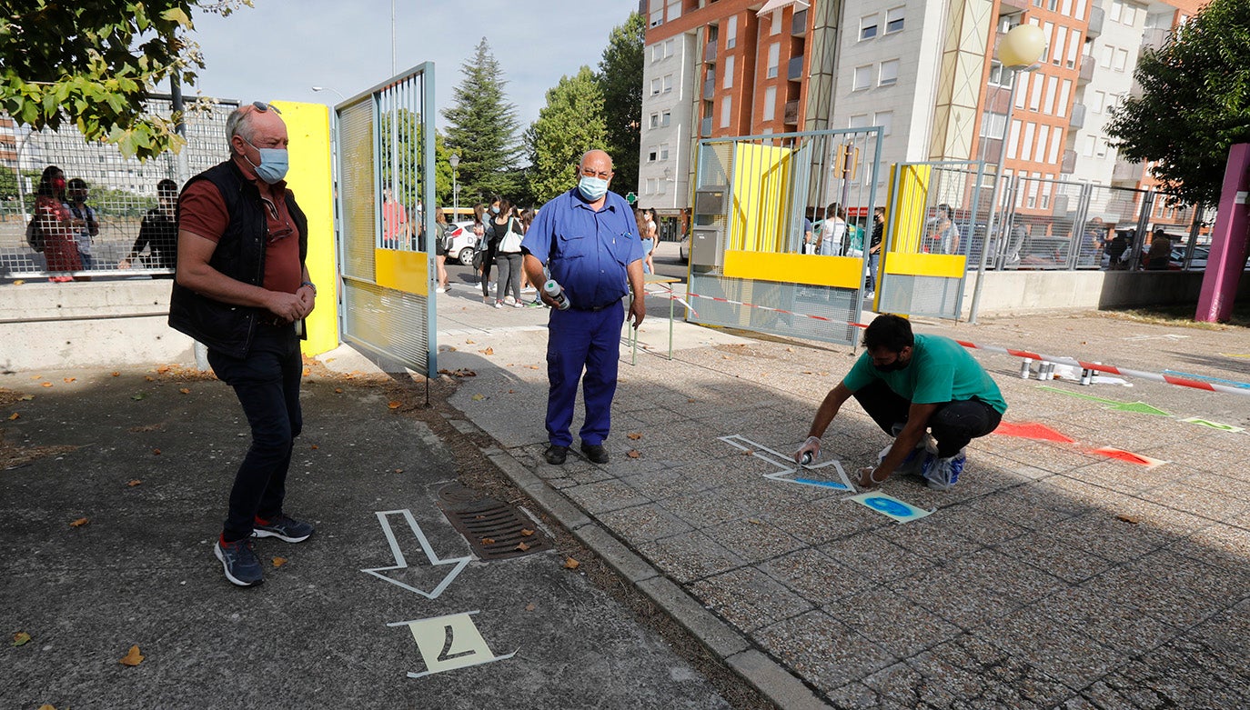 Los alumnos de la ESO y de Bachillerato de Palencia vuelven a clase.