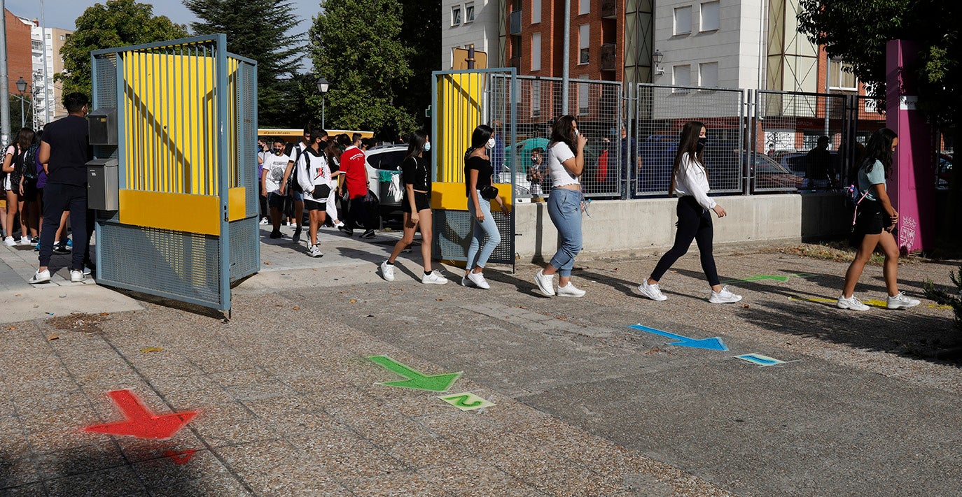 Los alumnos de la ESO y de Bachillerato de Palencia vuelven a clase.