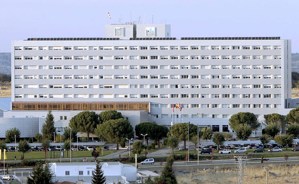 Coronavirus en Castilla y León: Quince positivos tras una comunión en Gredos, la segunda ceremonia afectada en Ávila