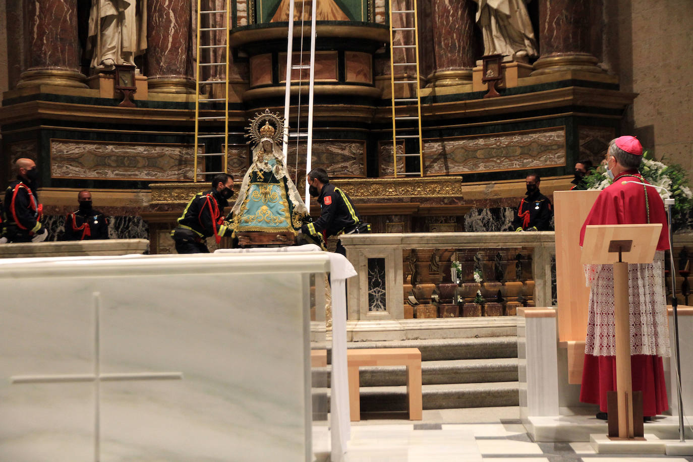 Llegada de la Virgen de la Fuencisla a la Catedral de Segovia 